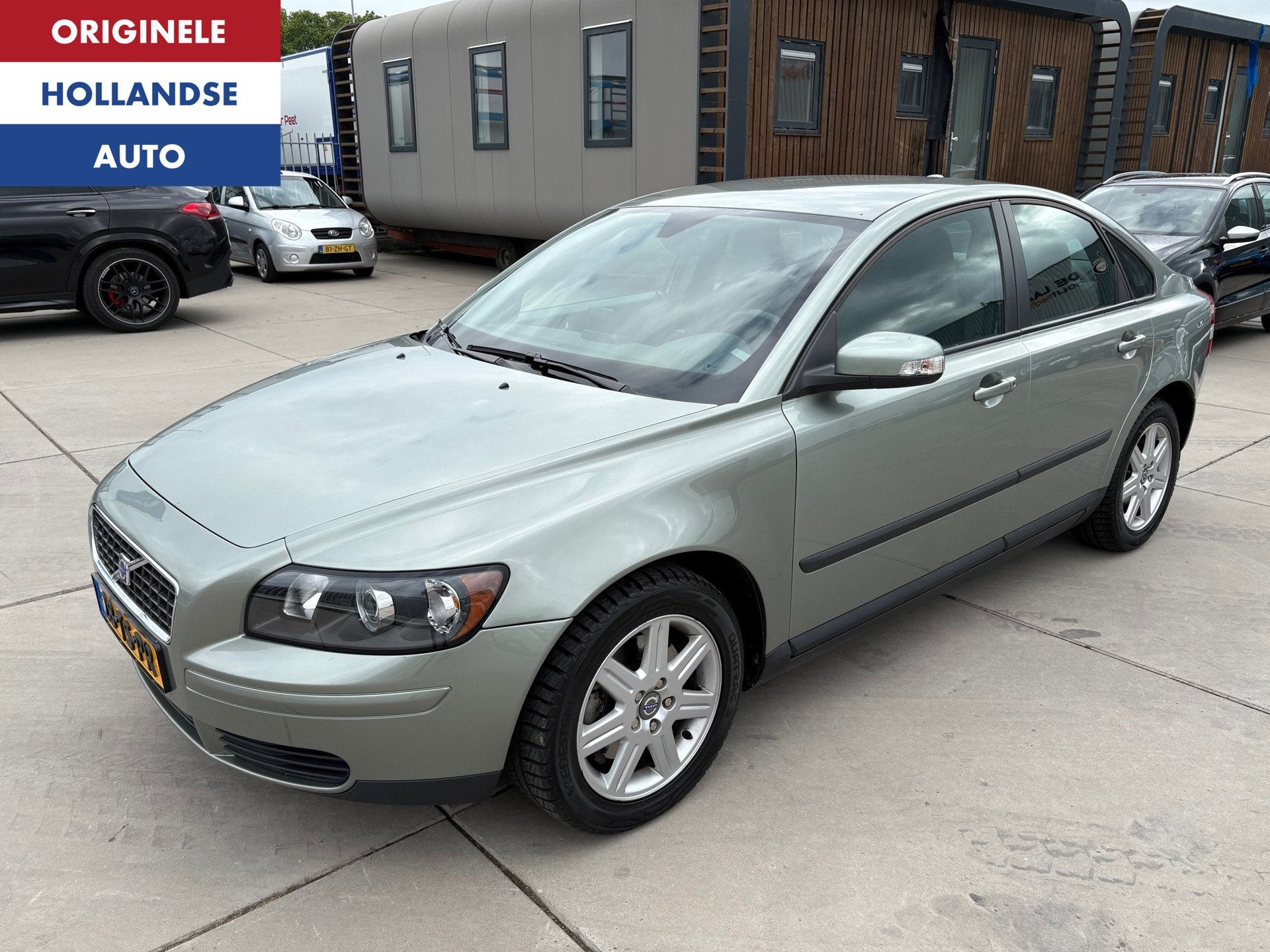 Volvo S40 2.4 Kinetic Automaat 1e Eigenaar 100% VOLVO Dealer, Auto's, Gebruikt, Huisgarantie, 2435 cc, Sedan