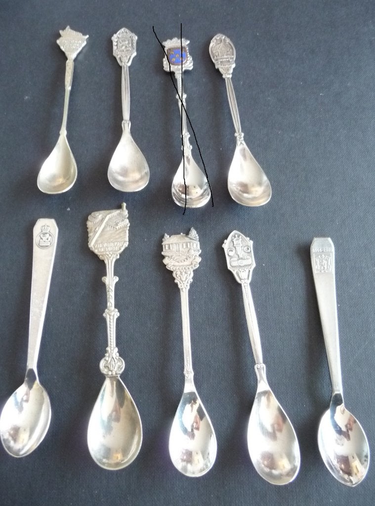 9 verzilverde lepeltjes van steden, rederij etc OUD VINTAGE, Verzamelen, Gebruikt, Verzenden, Verzilverd, Metaal