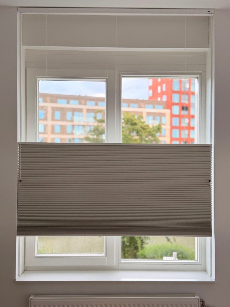 Luxaflex Duette verduisterend 145x198 – Top Down/Bottom Up, Ophalen, Overige materialen, Grijs, 145 cm