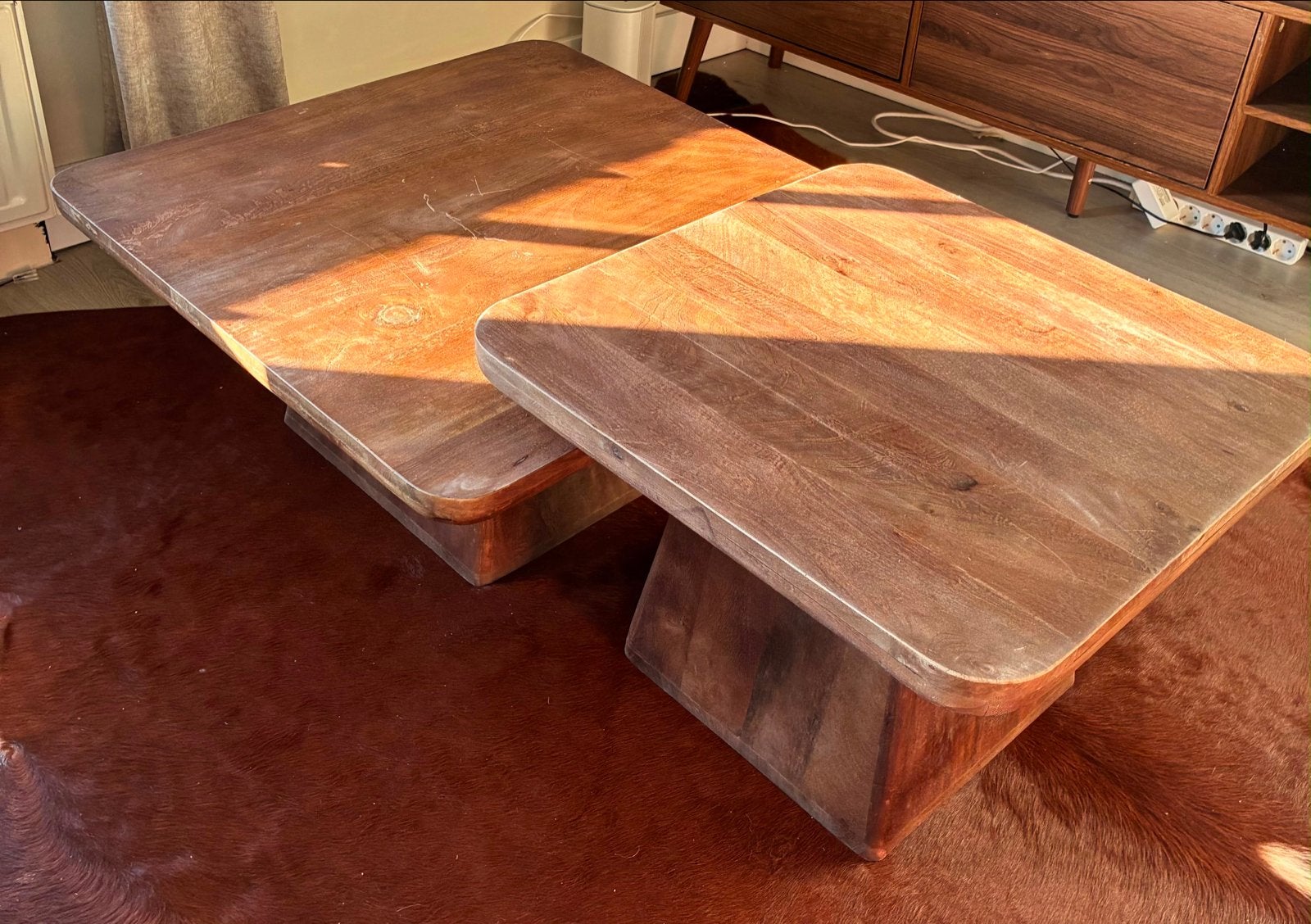 Set van 2 Massief Mango Houten Salontafels, Ophalen, Gebruikt, Vierkant, 50 tot 100 cm