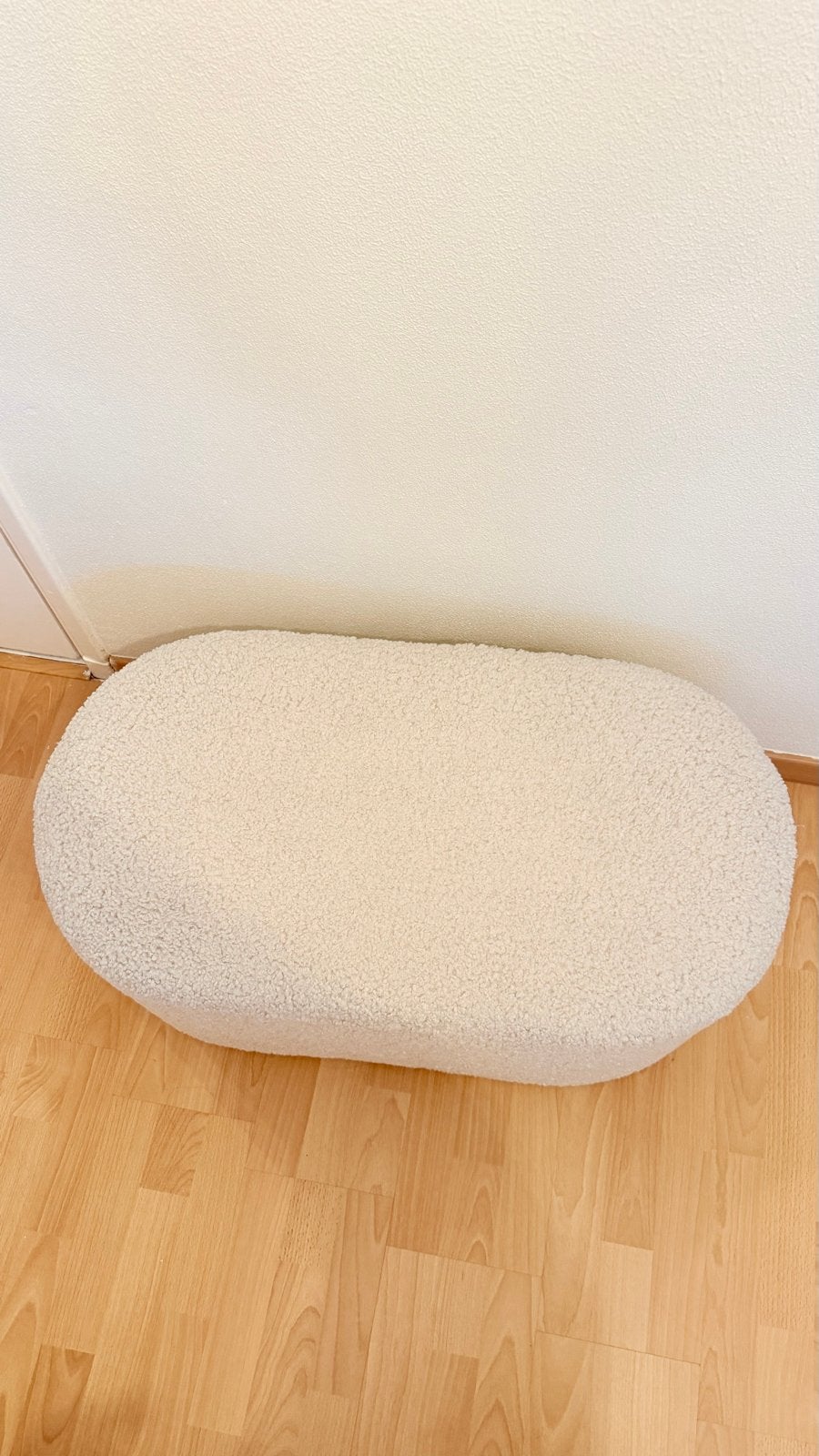 Ovale poef van teddy stof - off-white, Minder dan 50 cm, Zo goed als nieuw, Stof, Ovaal