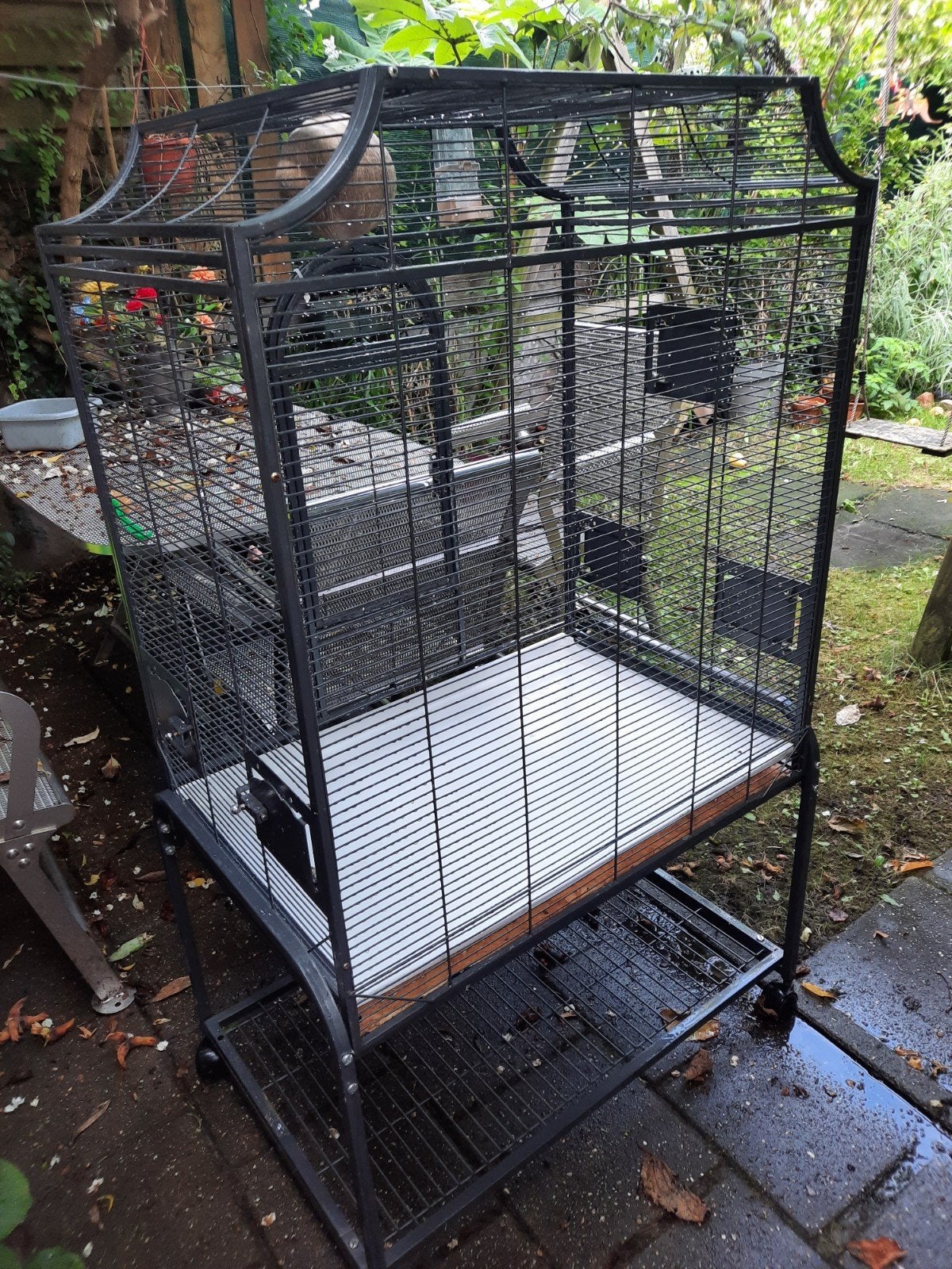 Grote vogelkooi parkieten/ papegaaien, Dieren en Toebehoren, Vogels | Hokken en Kooien, Ophalen, Zo goed als nieuw, Metaal, Vogelkooi