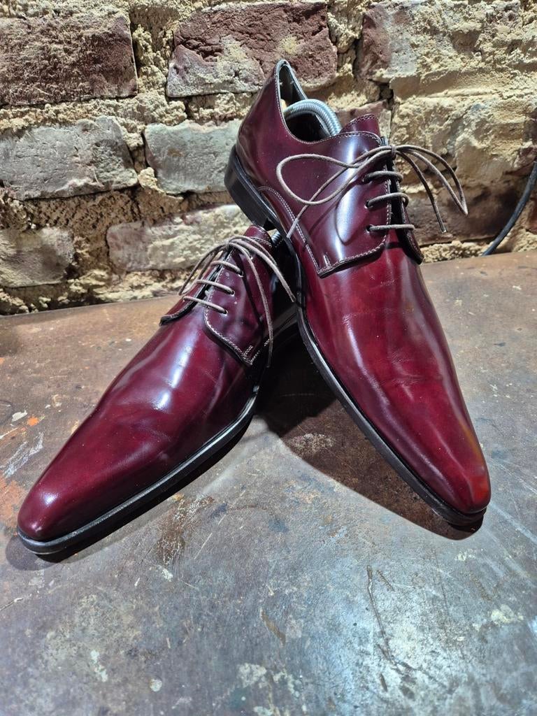Dolce & Gabbana Nette Schoenen - Bordeauxrood Leer, Dolce & Gabbana, Overige kleuren, Ophalen of Verzenden, Zo goed als nieuw
