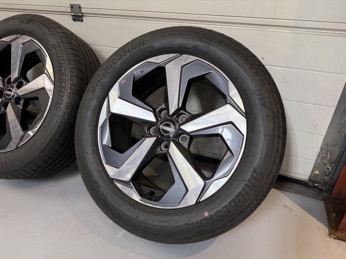 NIEUW! 18inch Originele Nissan Qashqai Velgen A-Merk Banden!, Auto-onderdelen, Banden en Velgen, Gebruikt, -, -, Banden en Velgen