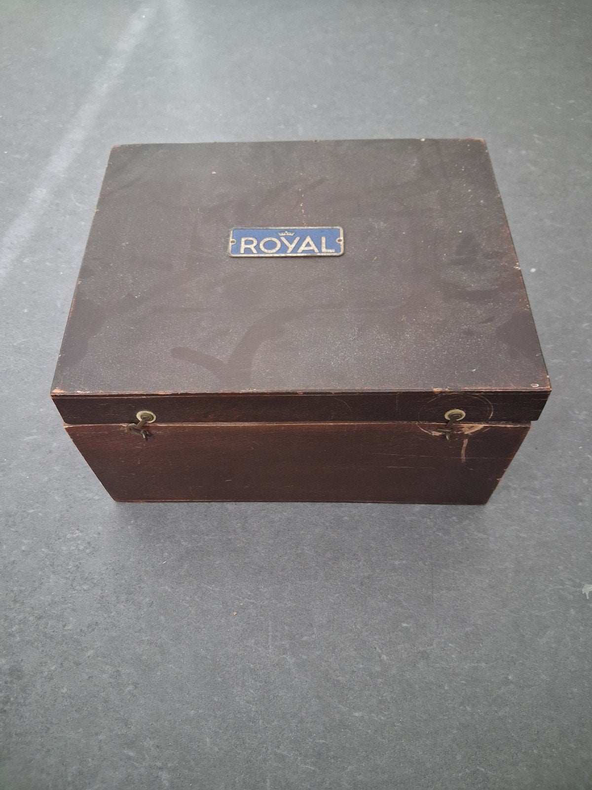 Houten kistje met merkplaatje ROYAL, Ophalen of Verzenden