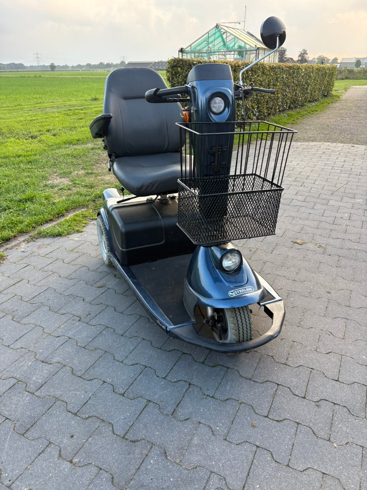 Scootmobiel goeie staat, Ophalen, Zo goed als nieuw, Sterling, 16 km/u of meer
