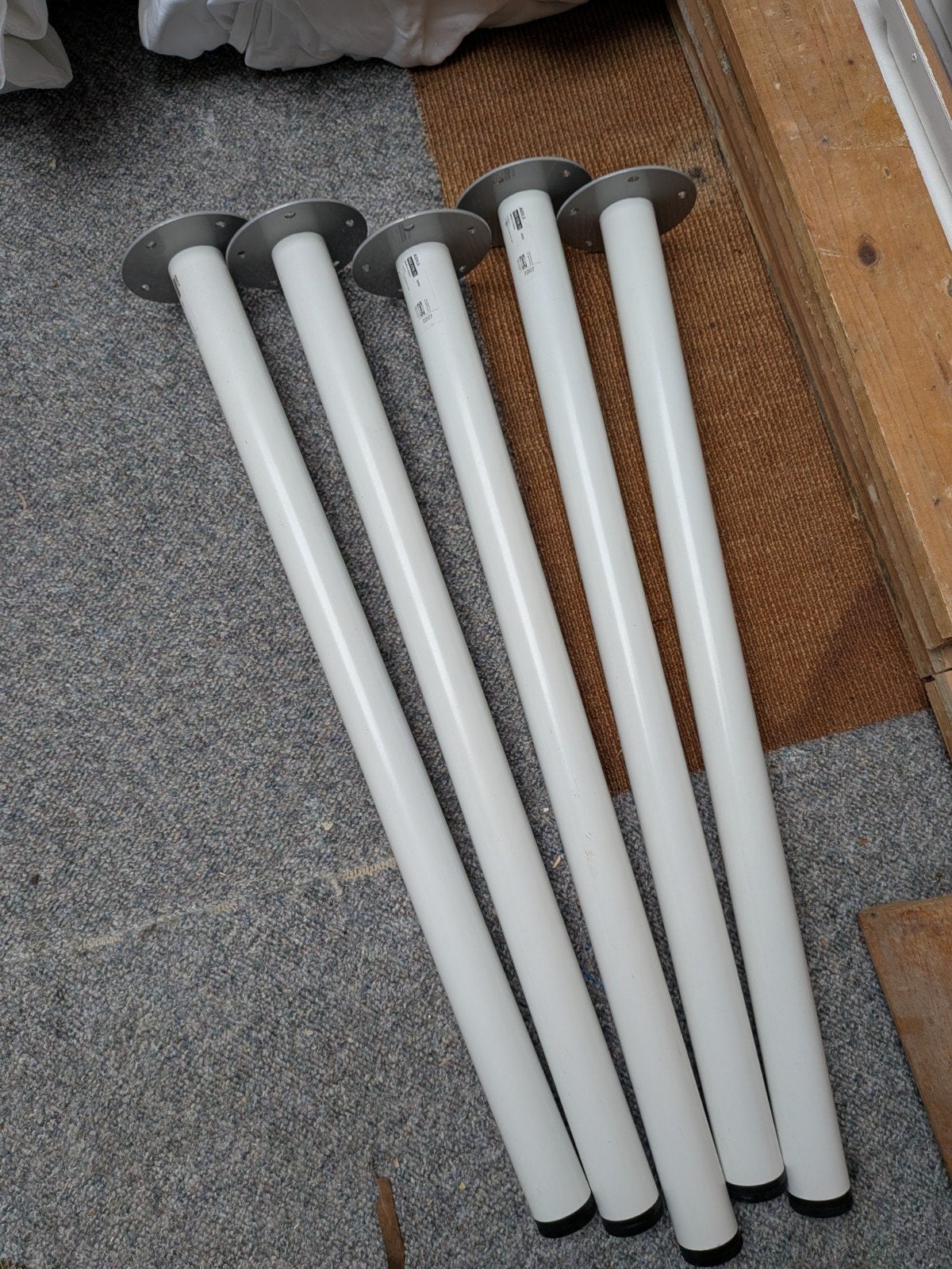 5 originele IKEA Adils tafelpoten - wit, Huis en Inrichting, Tafelonderdelen, Ophalen, Tafelpoot, Gebruikt, 50 tot 100 cm