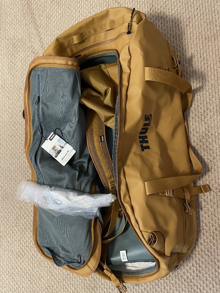 Tas Thule Chasm 130 liter, 40 cm of meer, Nieuw, 30 tot 45 cm, Ophalen