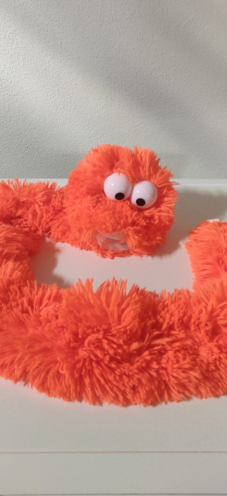 Oranje sjaal/handpop Beesie., Ophalen, Nieuw
