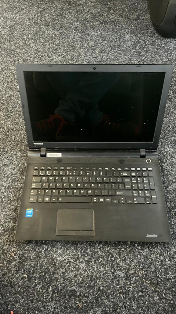 Toshiba, Ophalen, Gebruikt, 2 tot 3 Ghz, SSD