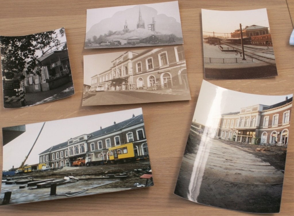 6 oude foto’s van station Hilversum en Hilversum Sportpark, Ophalen of Verzenden, Zo goed als nieuw, Trein, Overige typen