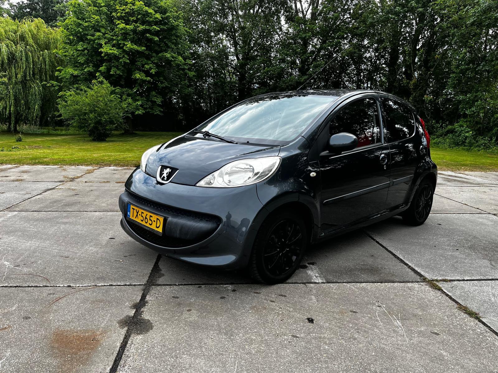 Peugeot 107 1.0 12V 5DR 2007 Grijs, Auto's, Voorwielaandrijving, 4 stoelen, 68 pk, Handgeschakeld