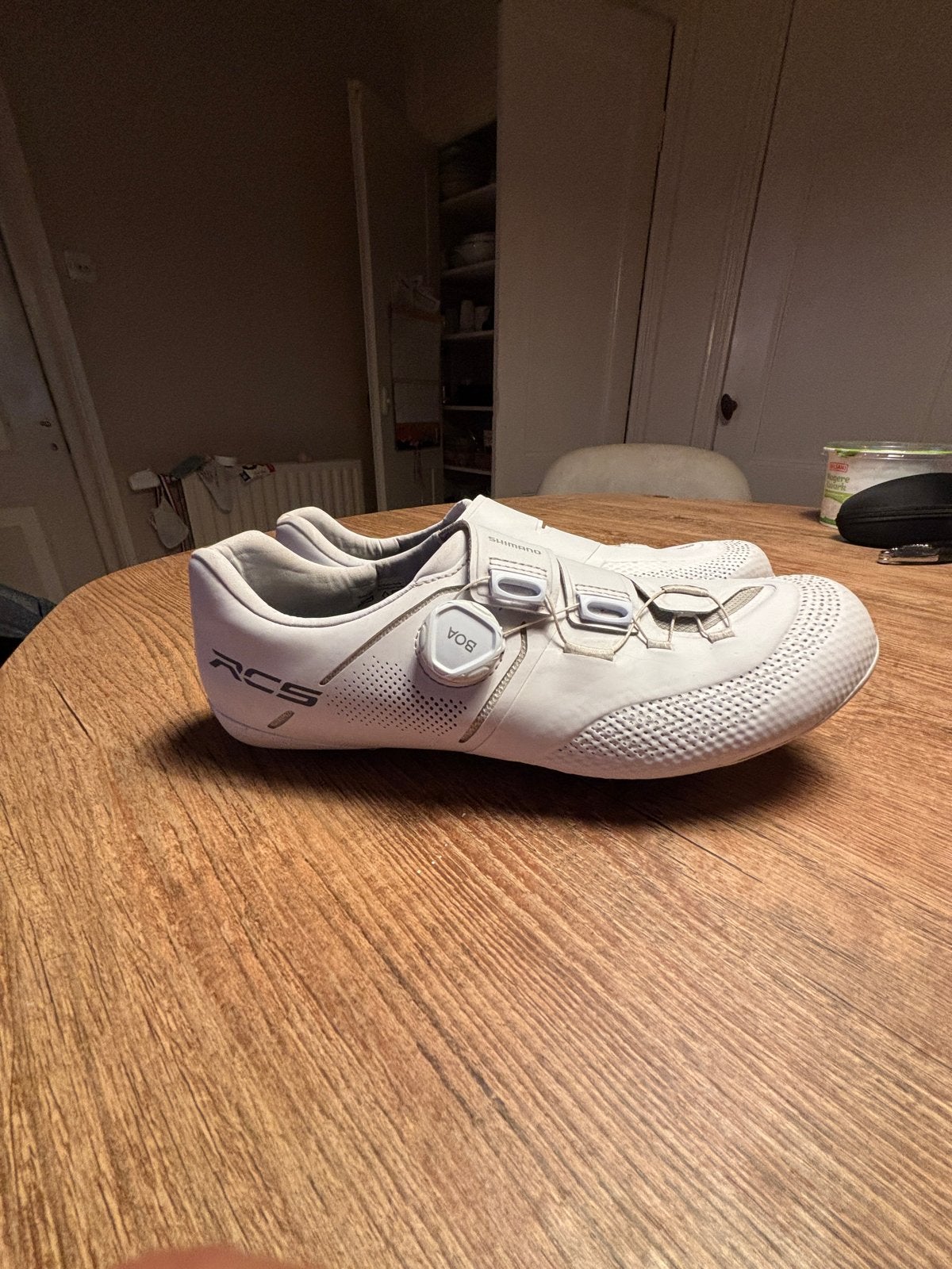 Mooie Shimano rc5 fietsschoenen maat 43 - Zo goed als nieuw, Fietsen en Brommers, Fietsaccessoires | Fietskleding, Ophalen of Verzenden