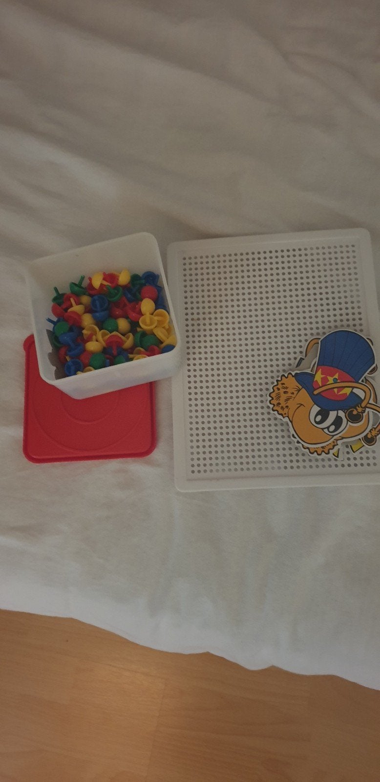 Steekmozaïek spel met diverse kleuren en vormen, Ophalen of Verzenden, Gebruikt, Puzzelen