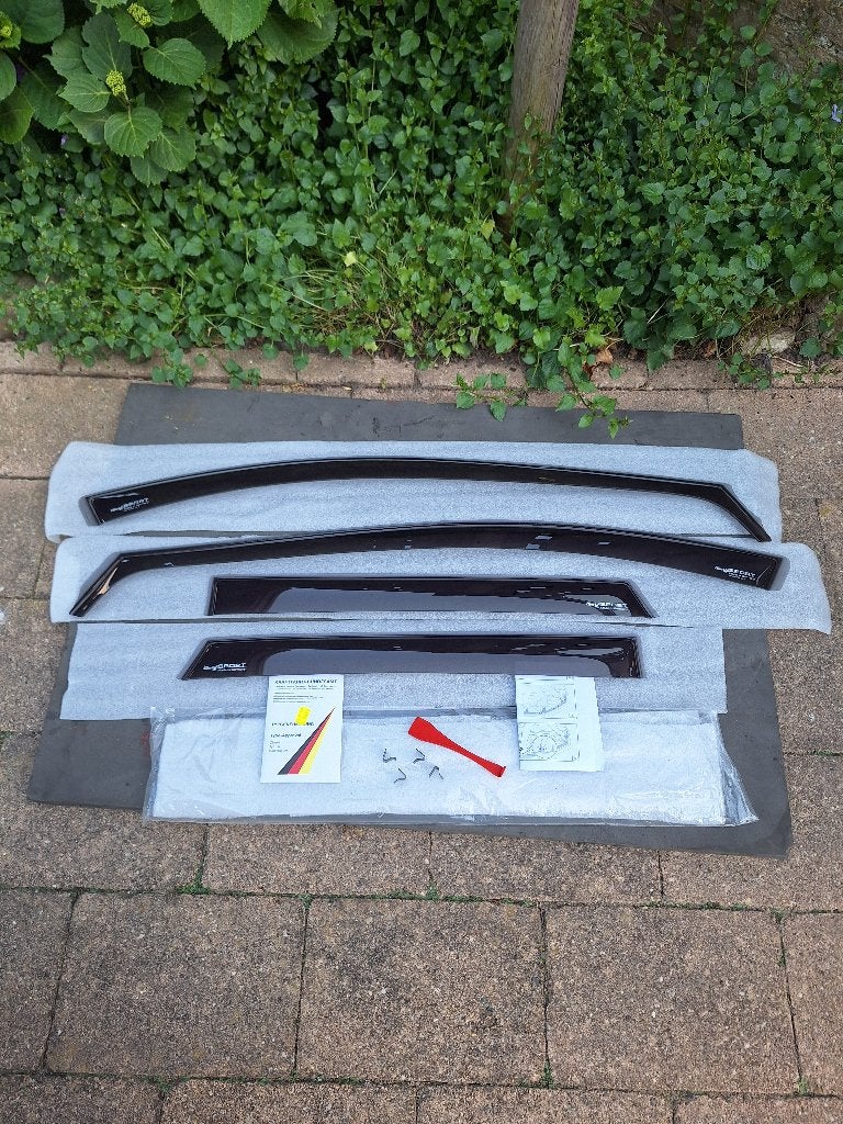 Nw. Windschermen Seat Leon 5 d, Auto-onderdelen, Ophalen of Verzenden, Nieuw, Seat
