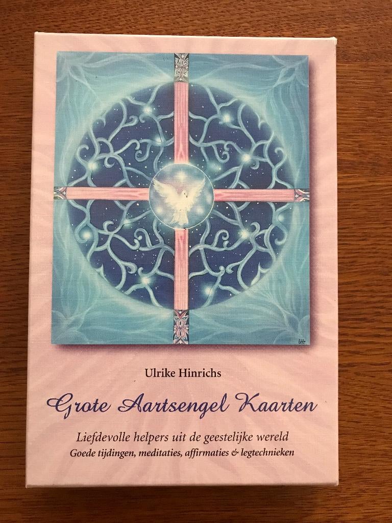 Grote Aartsengel kaarten - U. Hinrichs, Ophalen of Verzenden, Zo goed als nieuw, Spiritualiteit algemeen, Overige typen
