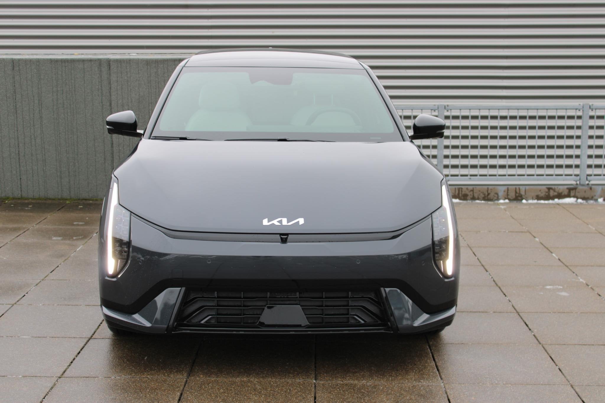 Kia EV4 GT-PlusLine 81.4 kWh Panodak / LMV/ Carplay / stoelv, Auto's, 81 kWh, Origineel Nederlands, 584 km, 204 pk