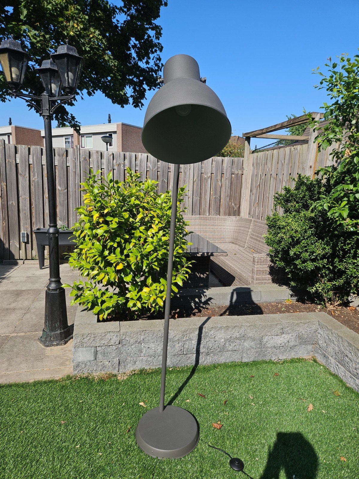 Ikea Hectar grijze vloerlamp met E27 fitting, Huis en Inrichting, Ophalen, Gebruikt, E27 (groot), Metaal