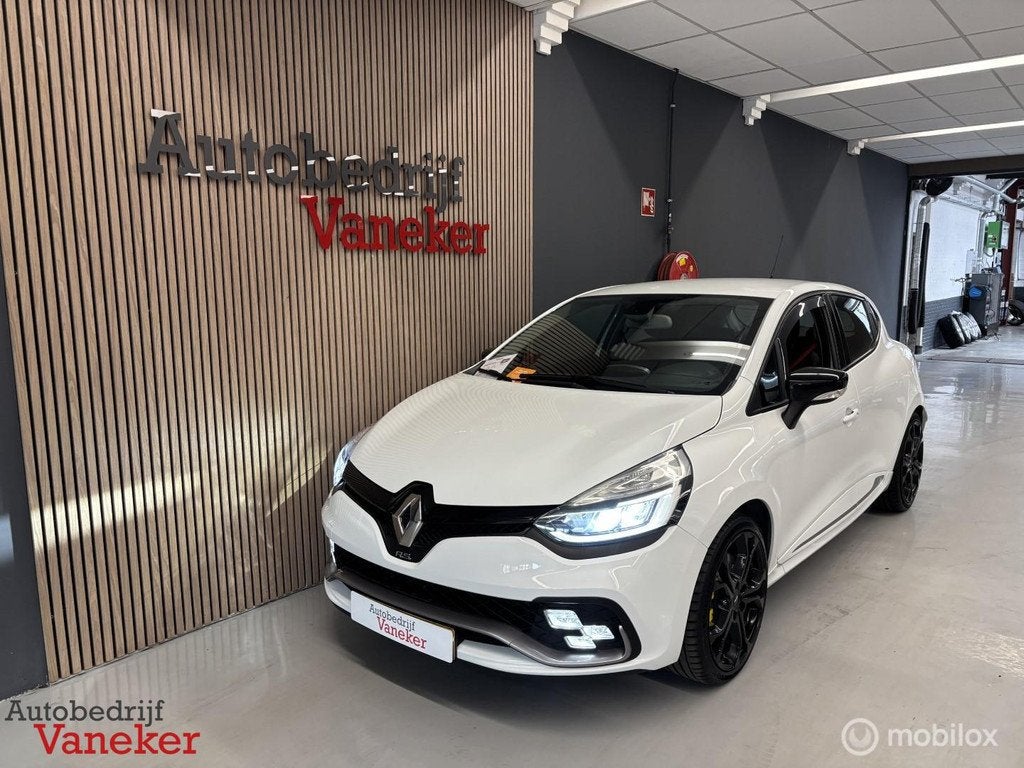 Renault Clio 1.6 Turbo R.S.|200PK|Carplay|PDC|Stoelverwarmin, Gebruikt, 4 cilinders, Wit, 1179 kg