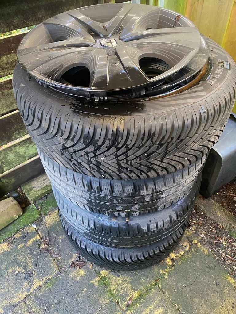 All season banden Renault Clio 205/55 R16, Auto-onderdelen, Banden en Velgen, Gebruikt, 16 inch, All Season, Band(en)