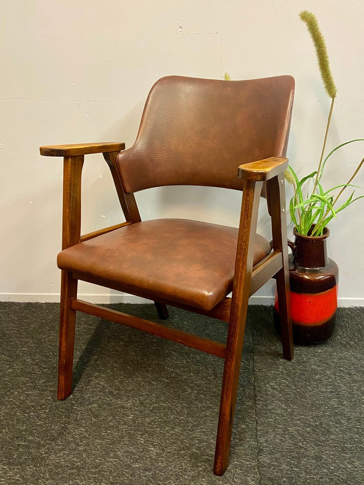 Vintage fauteuil jaren 60/70 retro Dutch Design skai stoel, Ophalen, Overige materialen, Gebruikt, Minder dan 75 cm