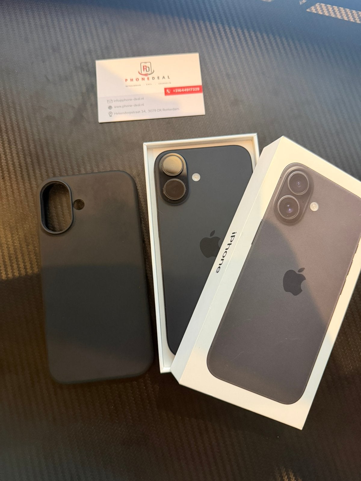 Iphone 16 128 gb zwart factuur + Garantie, Apple, Zwart, Nieuw, IPhone 16