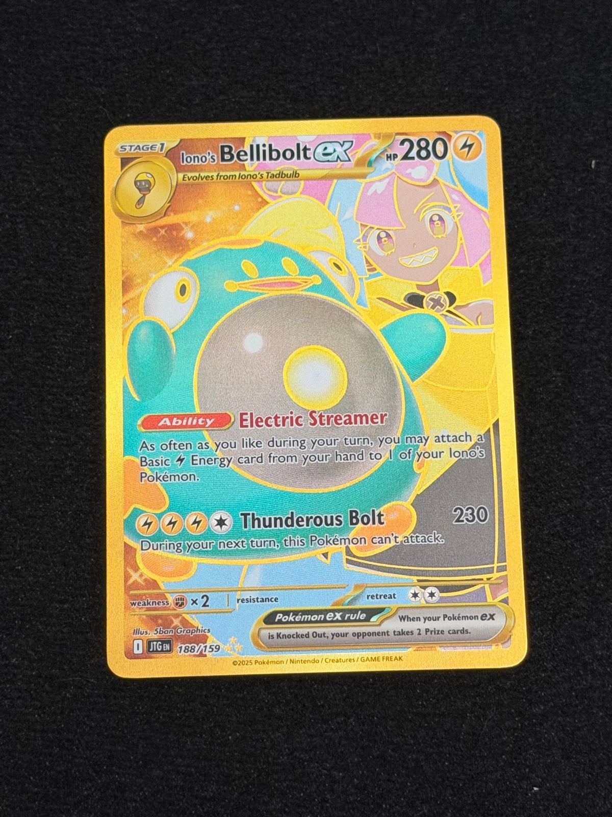 Iono's Bellibolt ex 188/159 - Gouden Kaart Pokémon, Ophalen of Verzenden, Zo goed als nieuw, Losse kaart, Foil