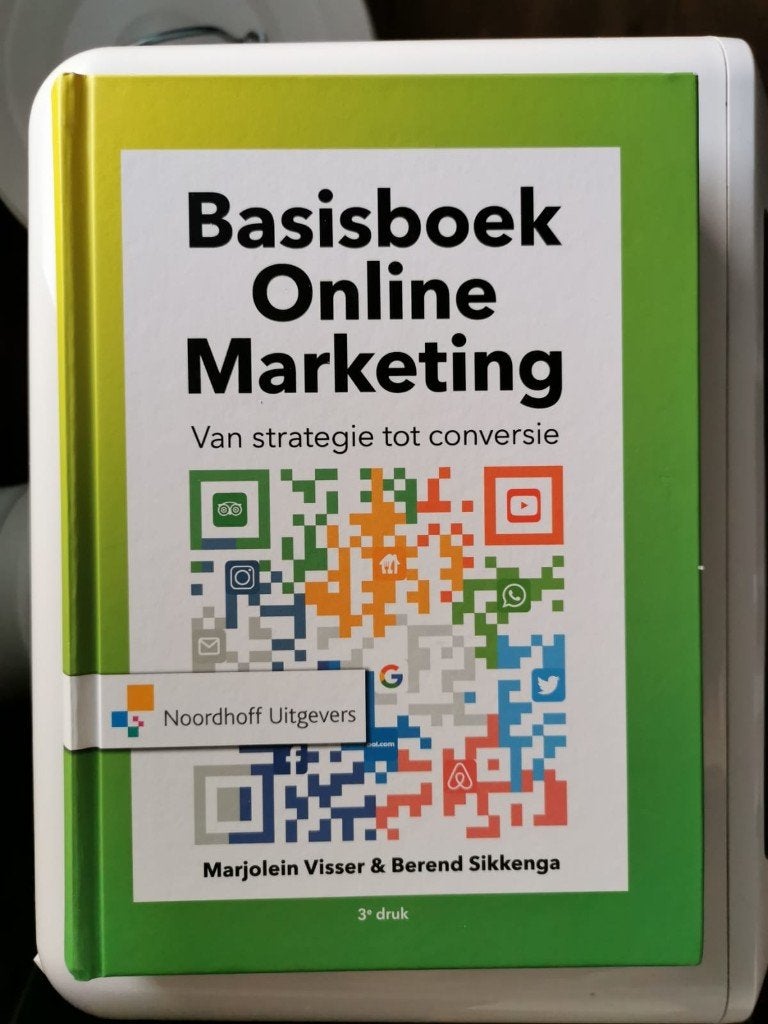 Marjolein Visser - Basisboek online marketing, Boeken, Marjolein Visser; Berend Sikkenga, Zo goed als nieuw, Beta, HBO