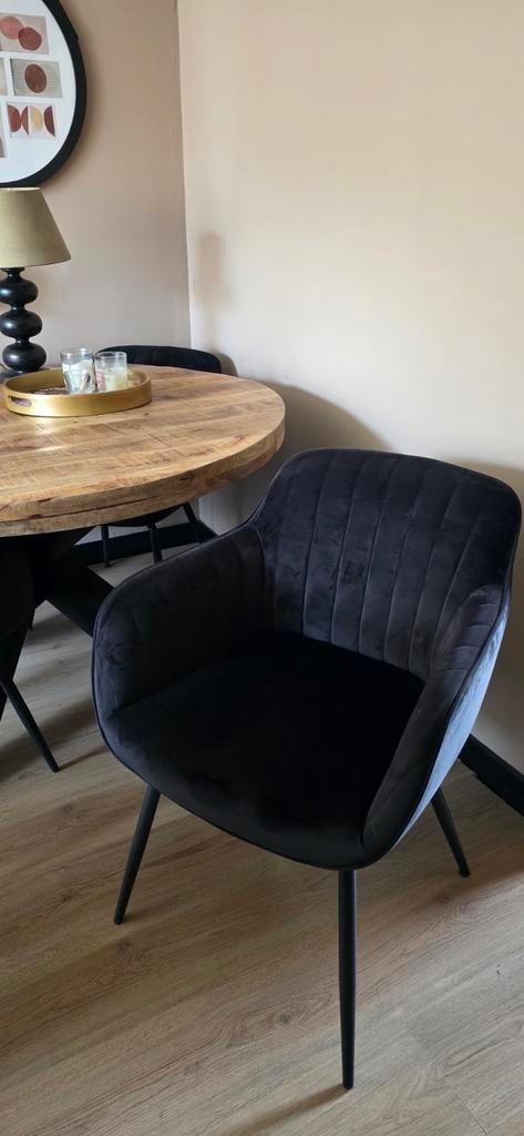 4 Zwarte velvet/ fluwelen eetkamerstoelen, Huis en Inrichting, Stoelen, Ophalen, Zo goed als nieuw, Zwart