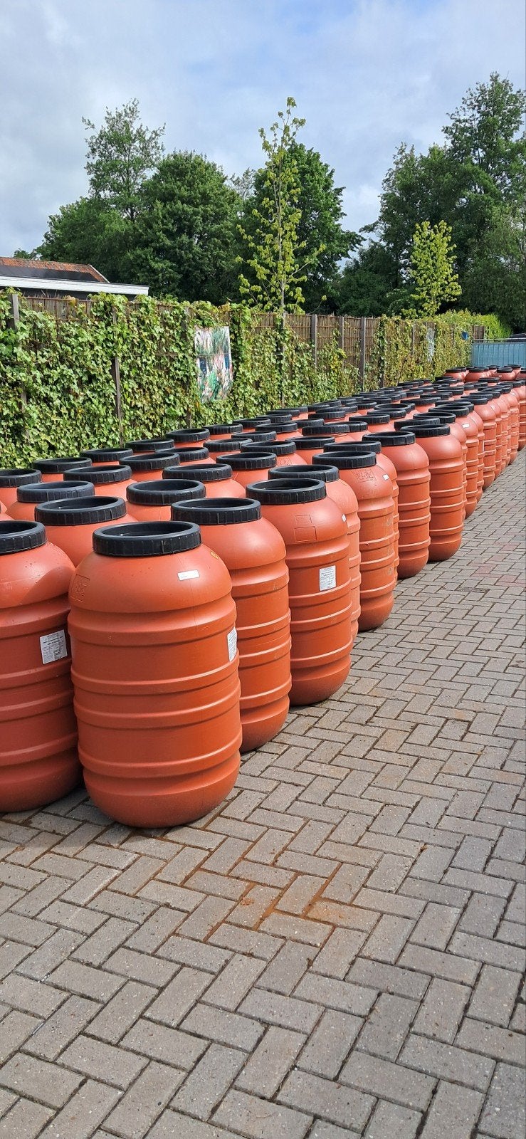 Regen tonnen  220 liter Halen zonder afspraak, Tuin en Terras, Regentonnen, 150 liter of meer, Ophalen