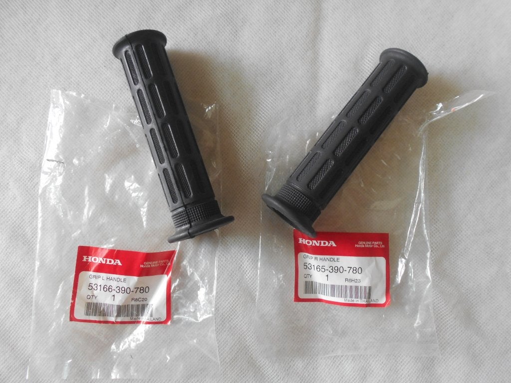 NOS Nieuwe Handvatten setjes L + R  ( MB50/80 - MBX50/80cc ), Verzenden, Nieuw, Overige typen, Honda