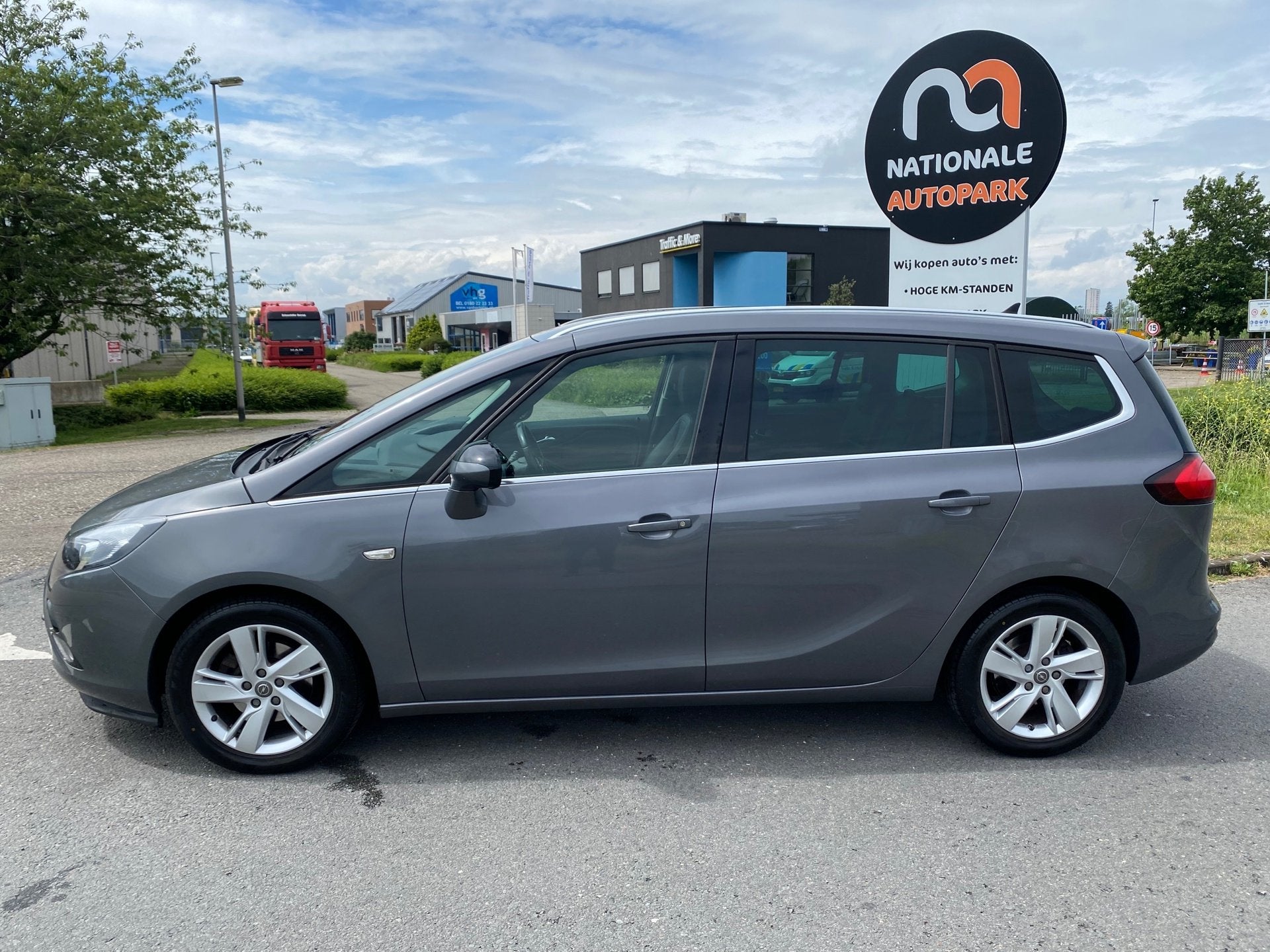 Opel Zafira Tourer 2016 * 1.4 Business+ 7p. * LMV * ELEC. RA, Auto's, Gebruikt, Euro 6, 4 cilinders, 7 stoelen