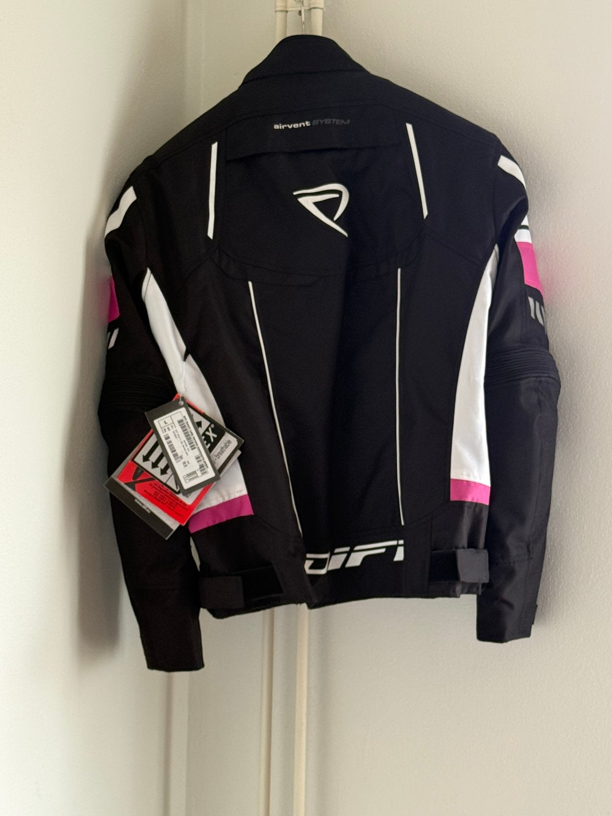 Nieuwe Difi motorjas - Maat L (valt als M), Motoren, Ophalen of Verzenden, Nieuw met kaartje, Dames, Jas | textiel
