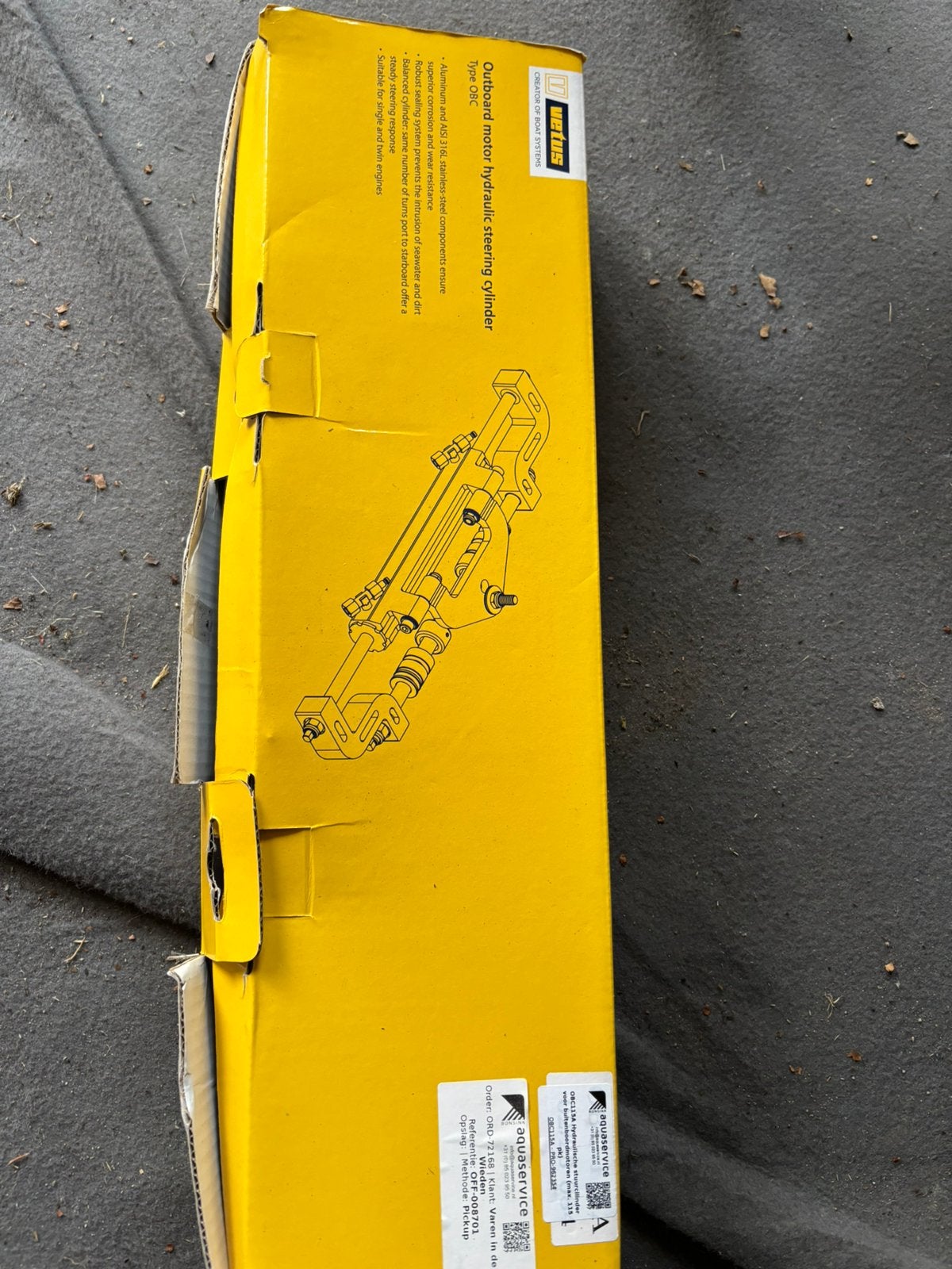 Vetus hydraulic steering cylinder OBC115A, Ophalen