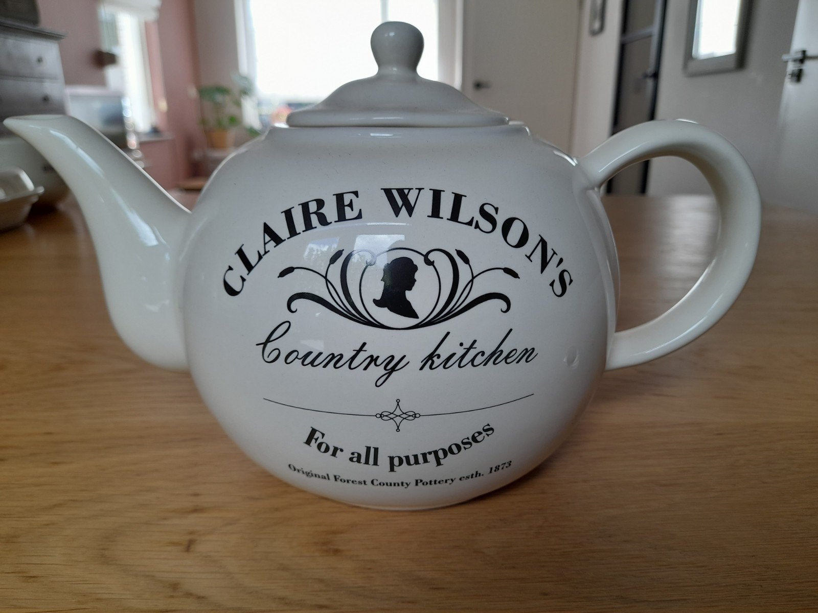 Claire Wilson's Country Kitchen Theepot, Zo goed als nieuw, Steen/keramiek, Wit, Overige merken