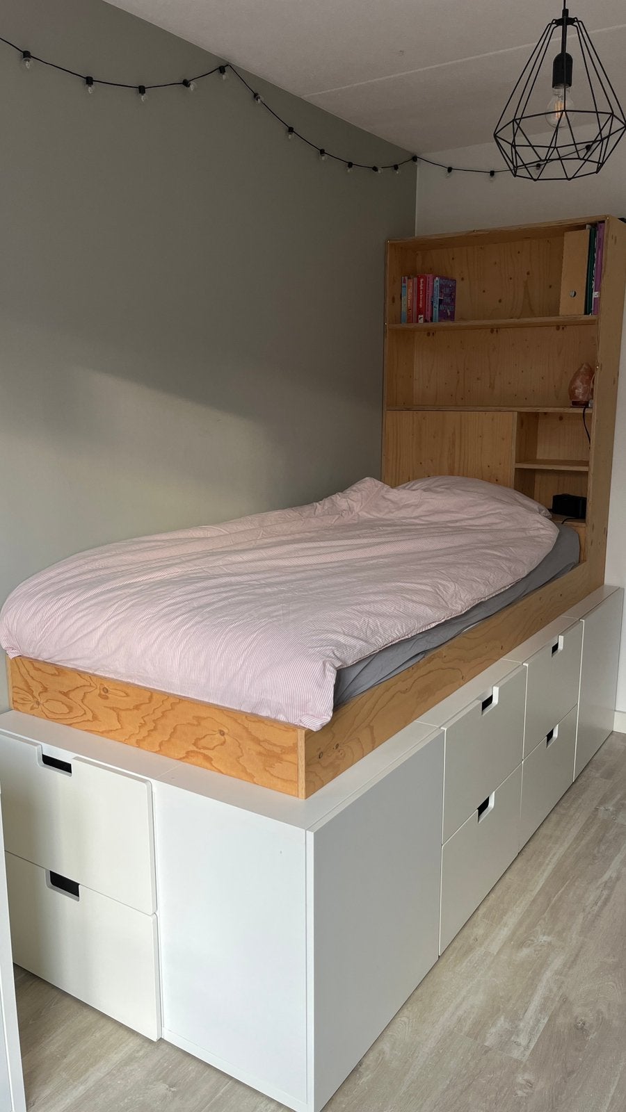 Bed met veel opbergruimte Halfhoogslaper Ikea, Ophalen, 90 cm, Eenpersoons, Wit
