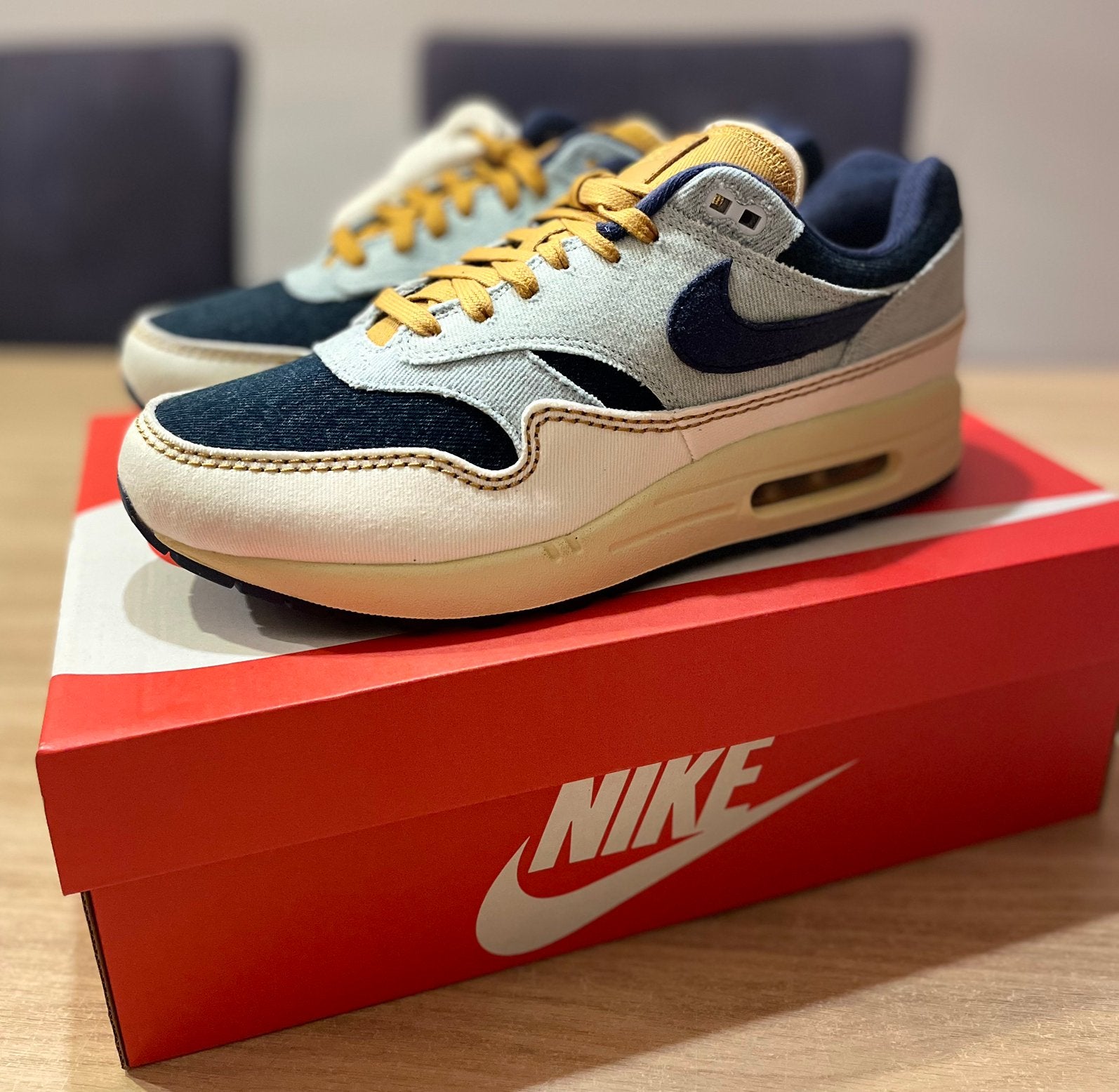 Nike Air Max 1 Denim Aura Maat 43, Blauw, Nieuw, Ophalen of Verzenden, Sneakers of Gympen