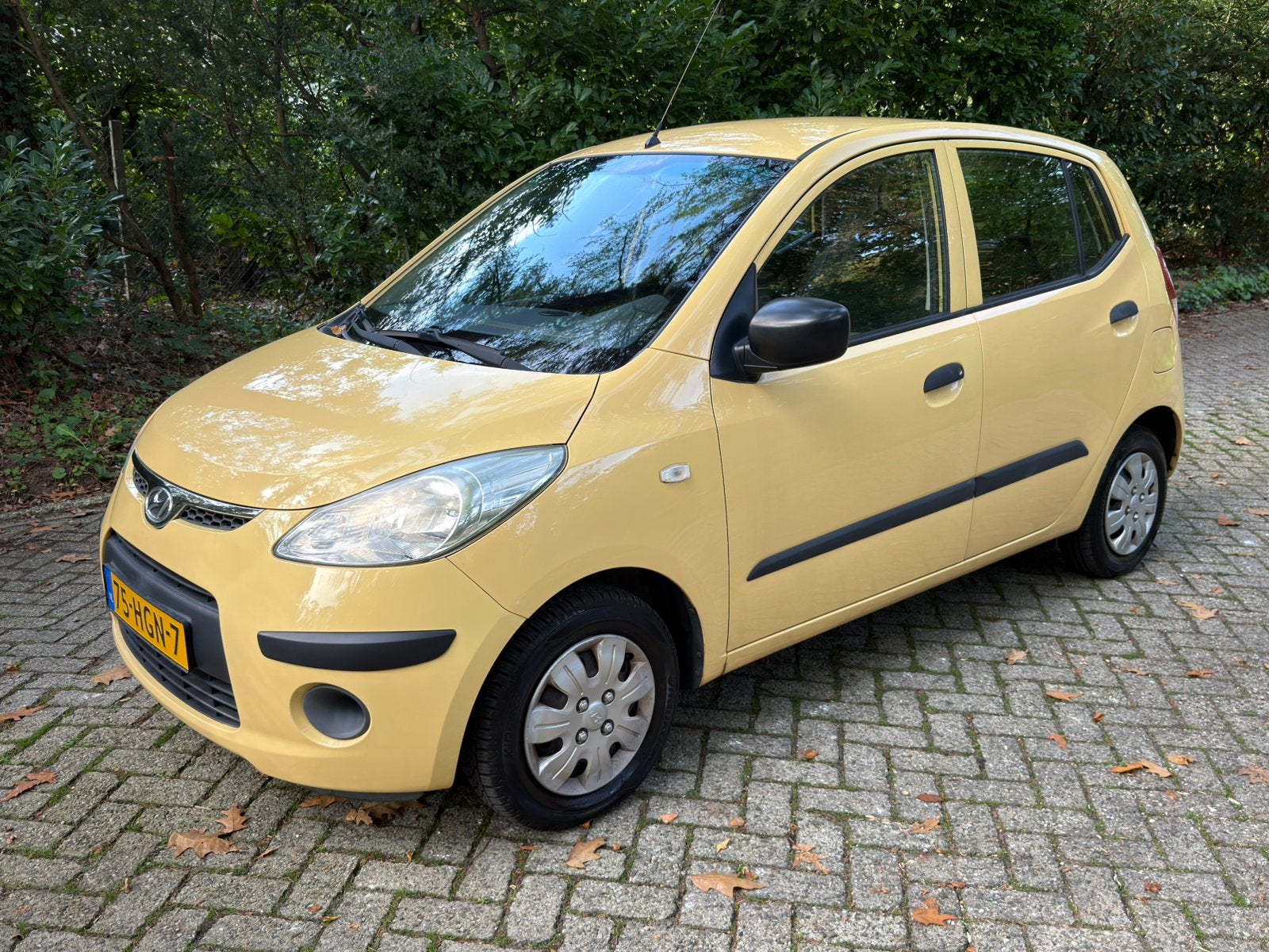 Hyundai i10 1.1 I 5DR 2008 Geel met nieuwe APK 08.10.2027, Auto's, Voorwielaandrijving, Stof, 4 cilinders, 400 kg