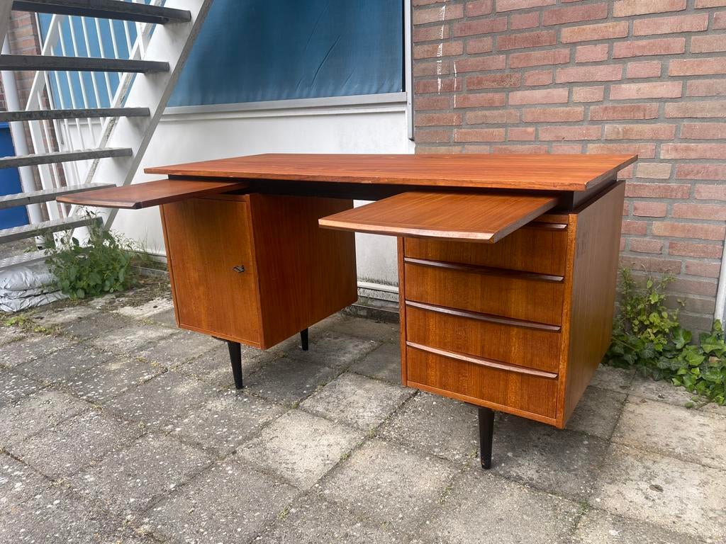 Vintage bureau Cees Braakman, Ophalen, O, O, O