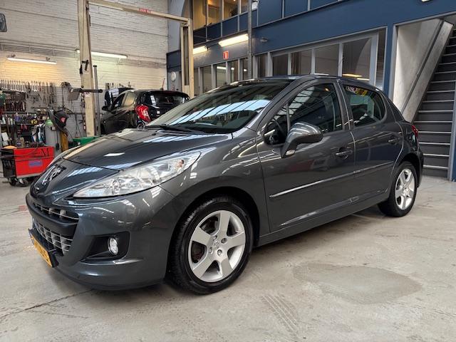 PEUGEOT 207 1.6 VTi 16V 120pk 5D Blue Lease Executive | Navi, Auto's, Voorwielaandrijving, Stof, Gebruikt, Origineel Nederlands