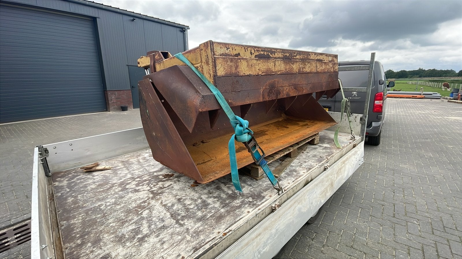 Frame voor pelikaanbak , shovel , vereikker , oerdegelijk, Doe-het-zelf en Verbouw, Ophalen, Zo goed als nieuw