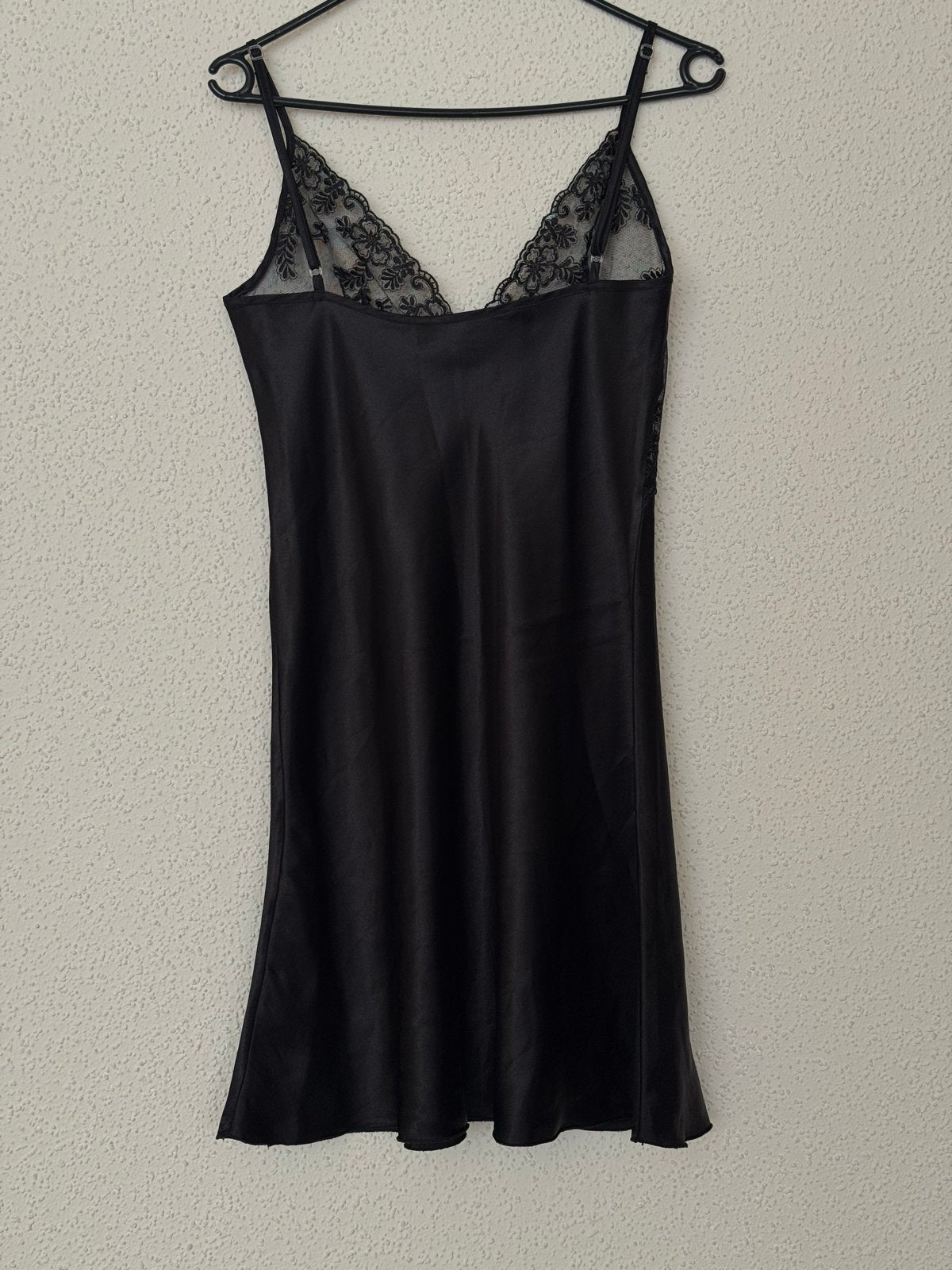 Zwart satijnen nachthemd met kant, Ophalen of Verzenden, Zwart, Nachtkleding