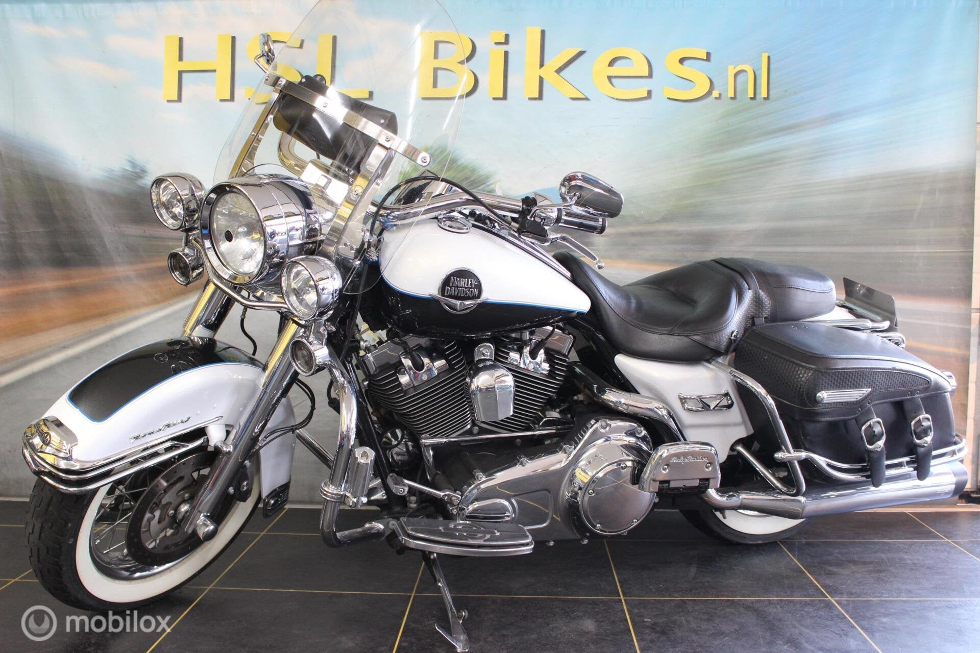 Harley Davidson 96 FLHRC Road King Classic, Motoren, Motoren | Harley-Davidson, Bedrijf, Toermotor, 1584 cc, Meer dan 35 kW