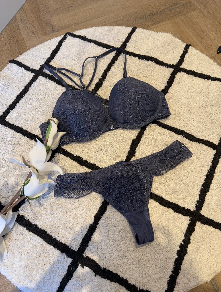 ZGAN blauw Hunkemoller lingerie set 80B push-up BH string S, Kleding | Dames, Ondergoed en Lingerie, Hunkemöller, Ophalen of Verzenden