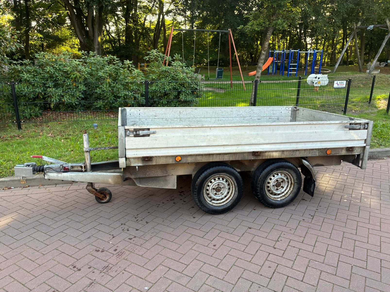 Plateau wagen Dubbelasser, Auto diversen, Ophalen, Gebruikt