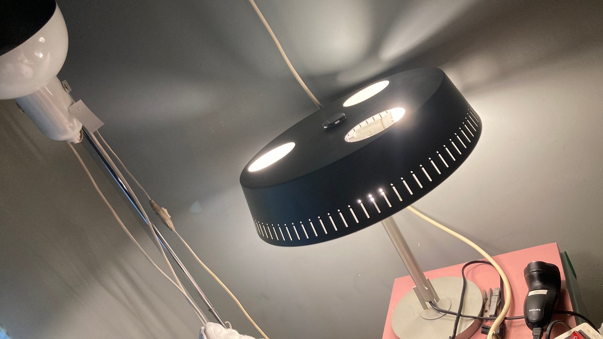 (Louis Kalff?) Vintage bureaulamp, groengrijs, Gebruikt, Overige merken, E14 (klein), Ophalen of Verzenden