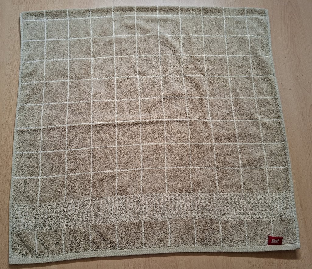 Strandlaken 176x88cm licht bruin/beige., Ophalen of Verzenden, Gebruikt, Beige, Badlaken