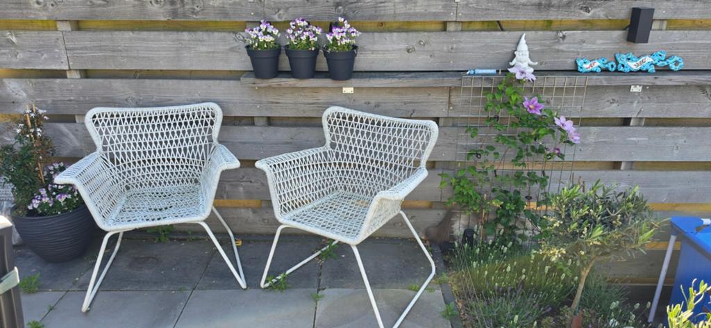 Ikea Hogsten stoelen (4 stuks) - kunststof, Tuin en Terras, Ophalen, Gebruikt, Kunststof