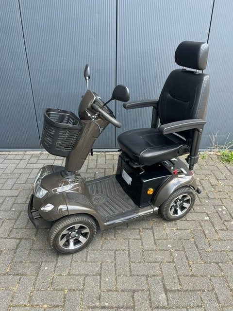Te koop 4 wiel Scootmobiel Kleur Bruin T.E.A.B., Diversen, Ophalen, Gebruikt, 16 t/m 25 km, Vermeiren