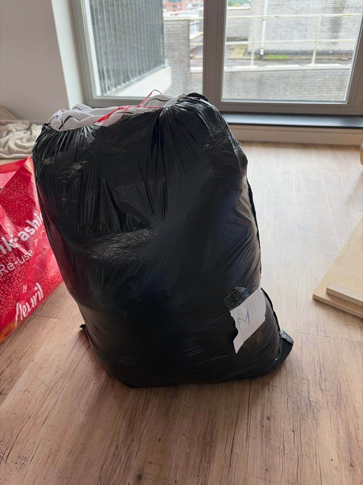 Zak vol kleding maat M, Ophalen, Gedragen, Maat 38/40 (M)